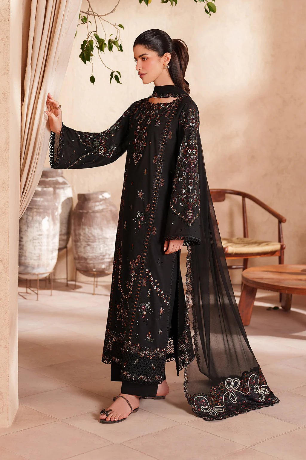 IZNIK - 3PC LAWN EMBROIDERED SHIRT WITH CHIFFON EMBROIDERED DUPATTA AND TROUSER
