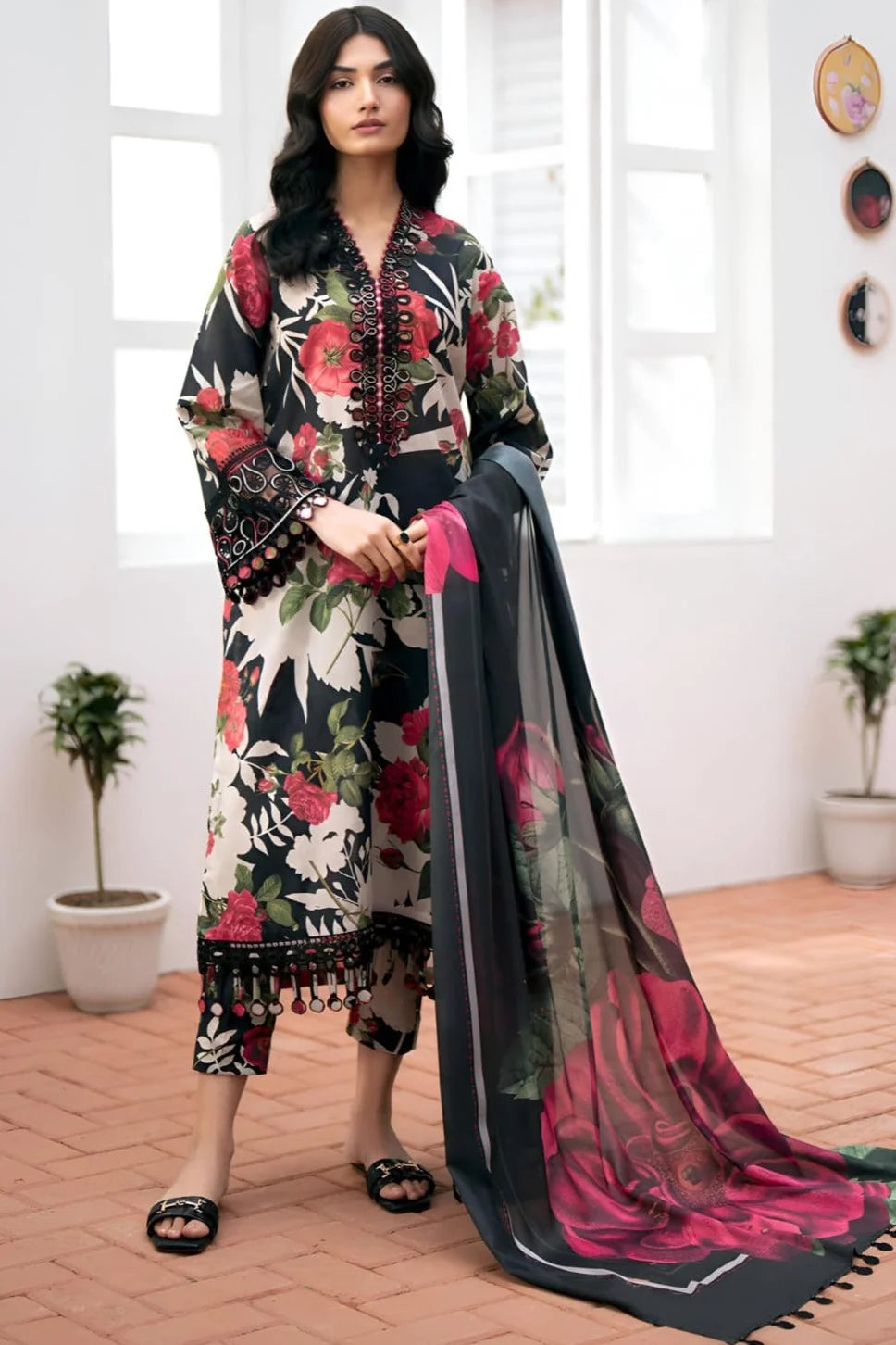 BAROQUE | LUXURY LAWN DIGITAL PRINTED WITH EMBROIDERED | UNSTITCHED 3-PIECE SUIT