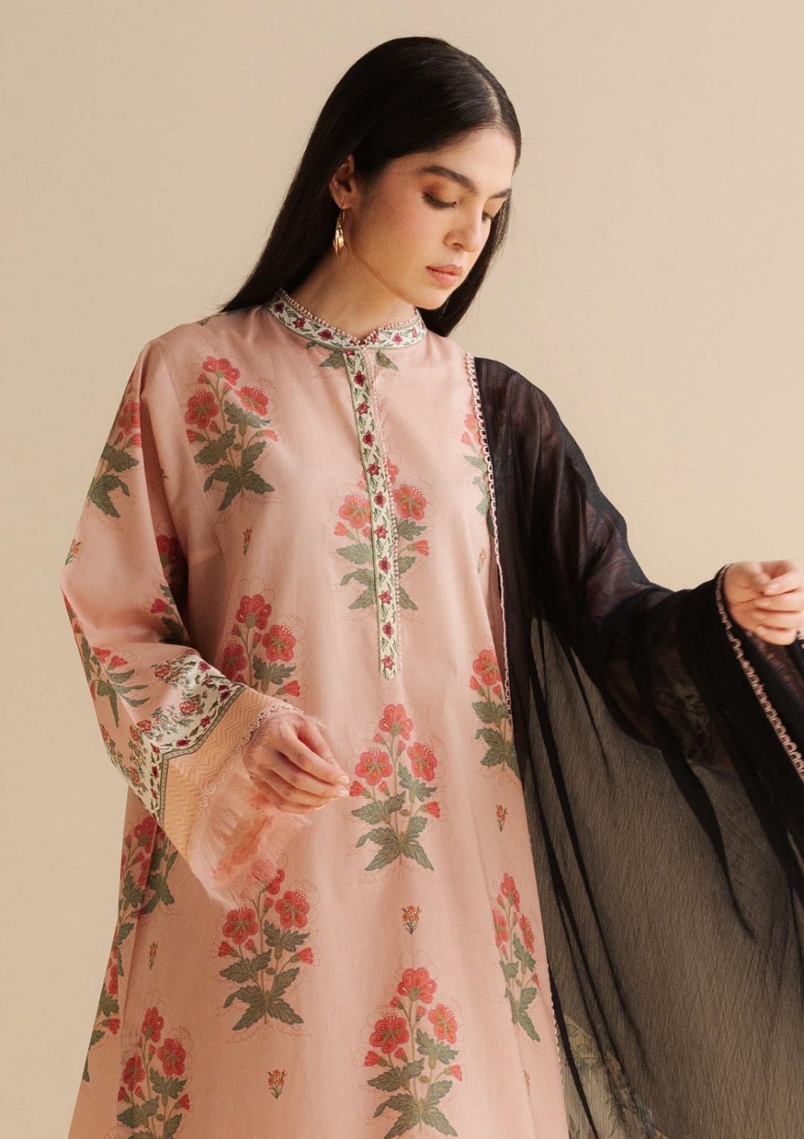 Digital Printed 3Pc Unstitched Lawn Suit With Digital Printed Monar Dupatta