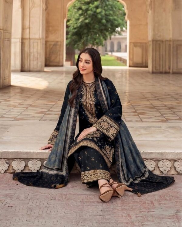 Unstitched Embroidered Lawn Suit 3pc With Digital Printed Dupatta