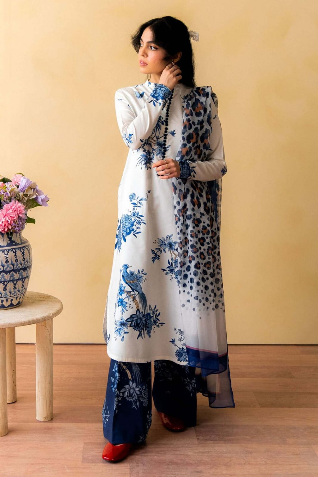 Digital Printed 3Pc Unstitched Lawn Suit With Digital Printed Monar Dupatta
