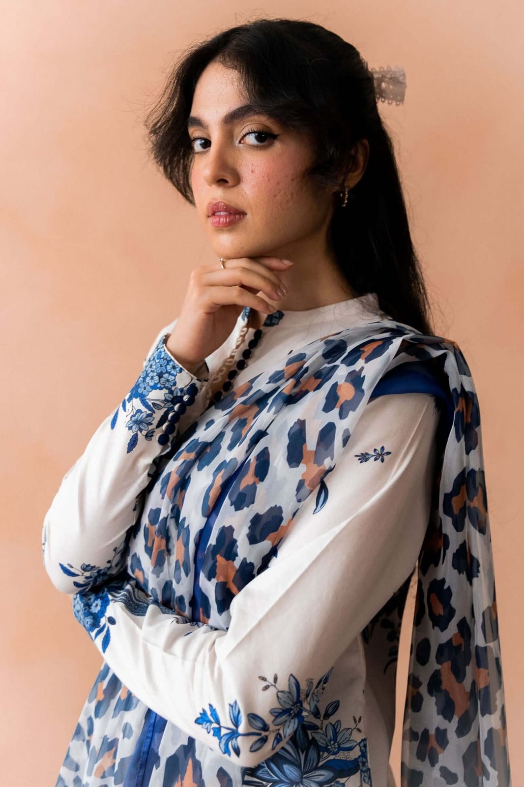 Digital Printed 3Pc Unstitched Lawn Suit With Digital Printed Monar Dupatta