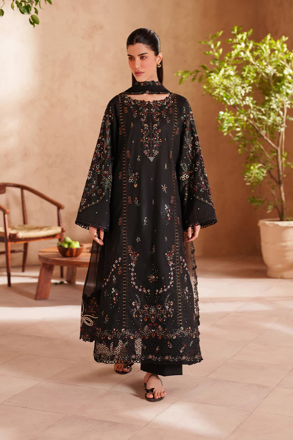 IZNIK - 3PC LAWN EMBROIDERED SHIRT WITH CHIFFON EMBROIDERED DUPATTA AND TROUSER