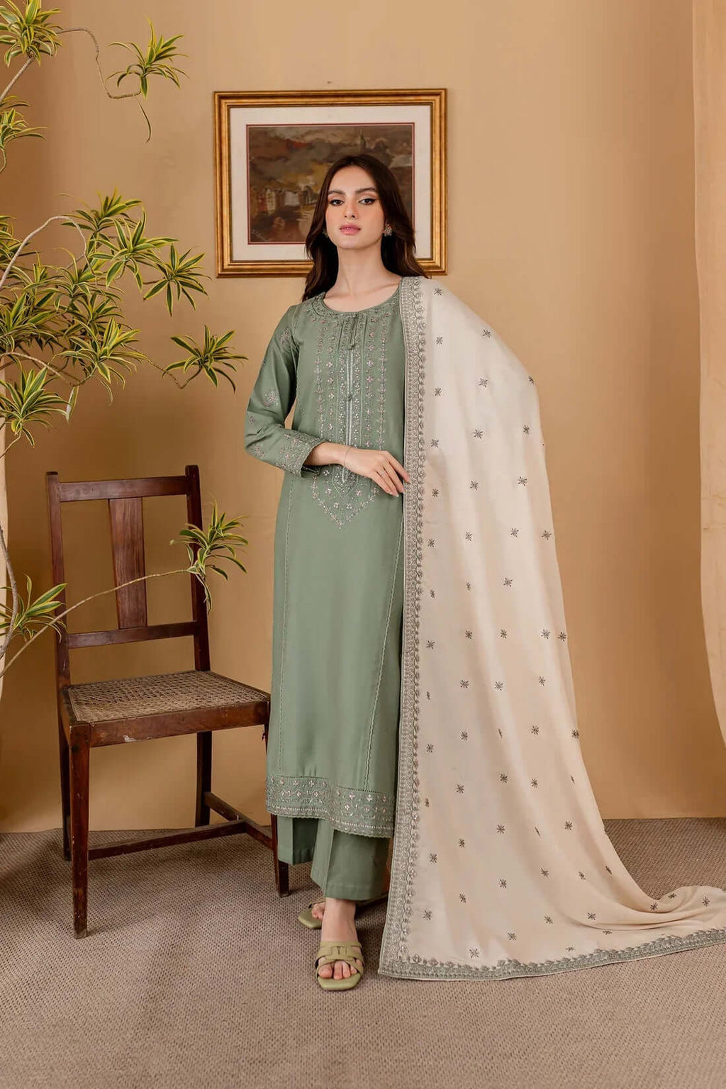 3 Piece Unstitched Heavy Embroidered Dhanak Suit ( Embroidered Dhanak Shawl )