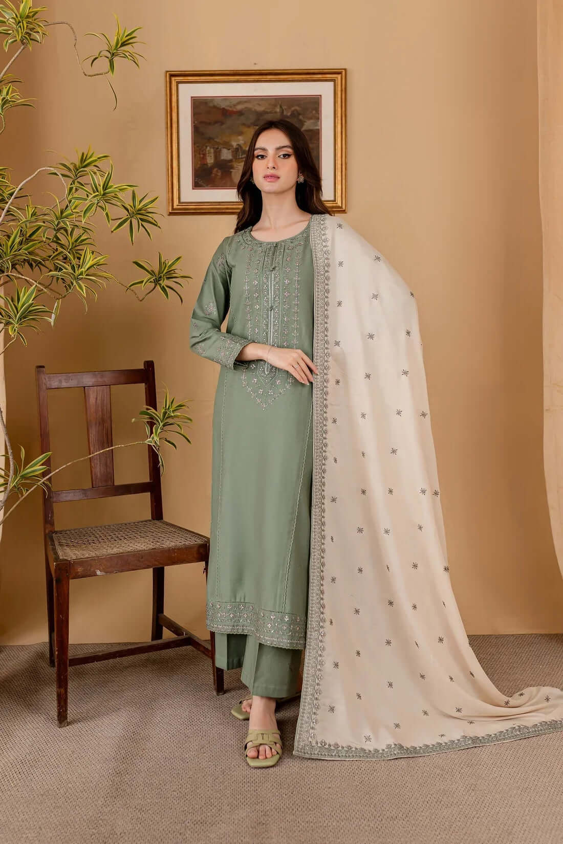 3 Piece Unstitched Heavy Embroidered Dhanak Suit ( Embroidered Dhanak Shawl )
